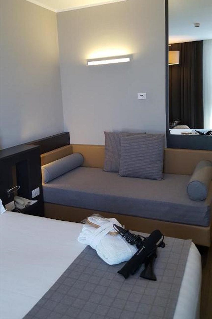 Best Western Premier CHC Airport Génova Exterior foto